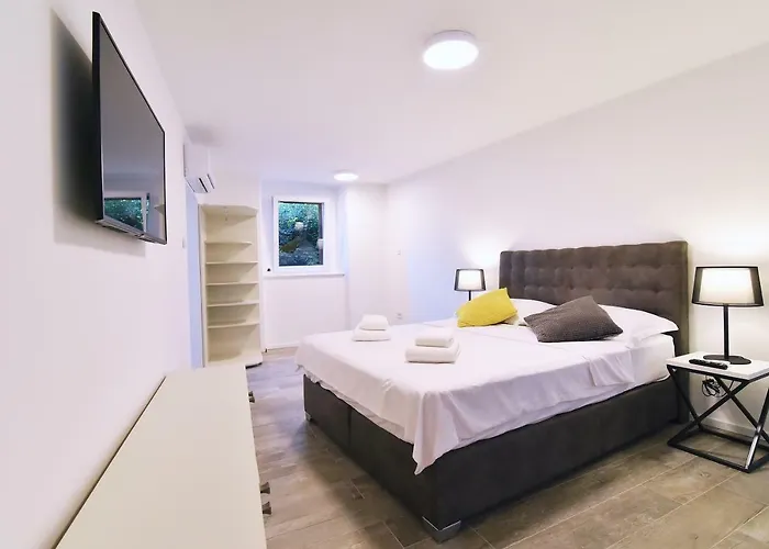 Apartments In Te Domine Speravi Volosko, Opatija