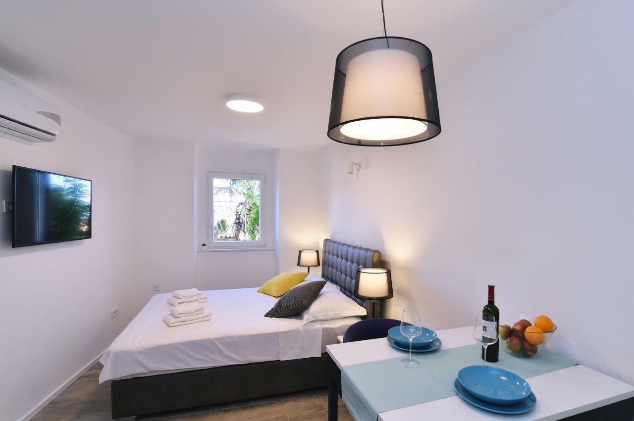 In Te Domine Speravi Volosko, Apartman *